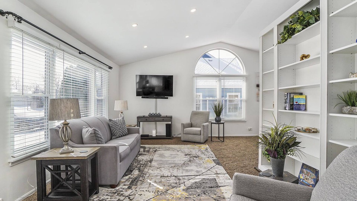 Carol Stream House | Carol Stream FHS Rental