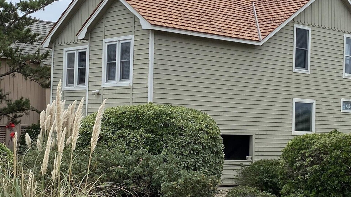 Nags Head House | Carolina Cottage-Family friendly cottage in the Outer Banks-Community Pool