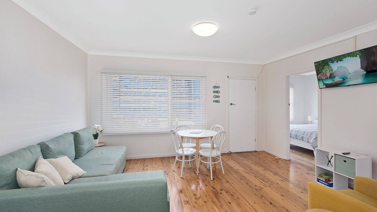 The Entrance Apartment | Carousel Apartment 5