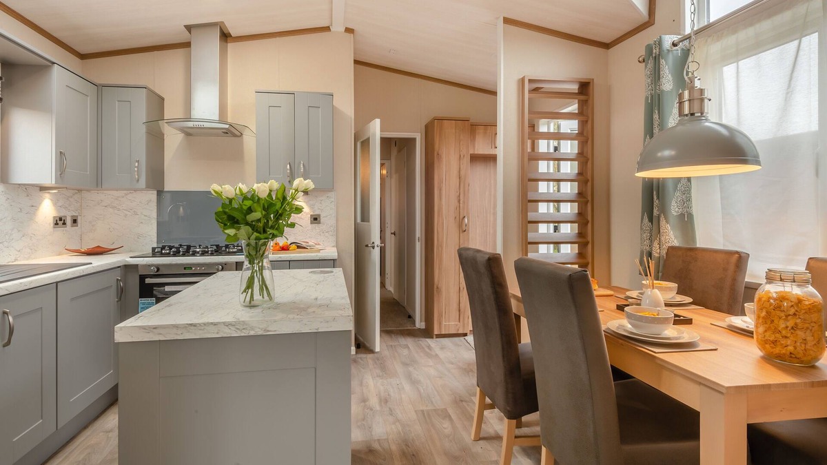 Welney House | Carp Lodge - Two Bedroom House, Sleeps 4