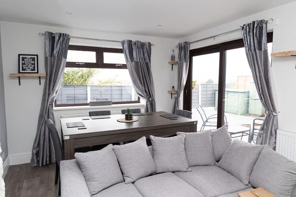 Littleborough House | Carpe Diem Cottage near Hollingworth Lake