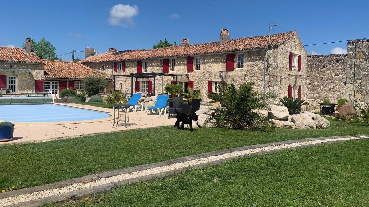 Calignac House | "carpe Diem" en Albret, Magnifique Longère Avec Piscine et Grand Terrain Clos