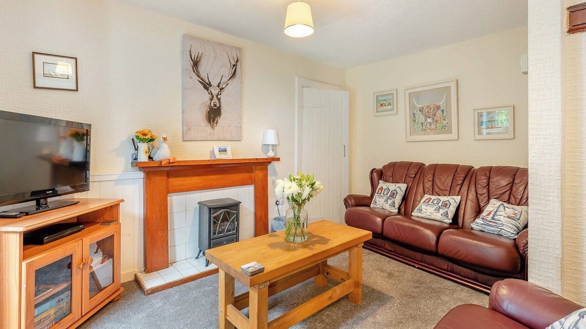 Kilmory Cottage | Carraig-Dhubh South - UK47124