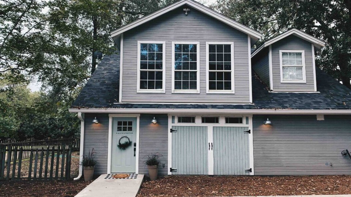 Huntington House | Carriage house at Three Pines Farm