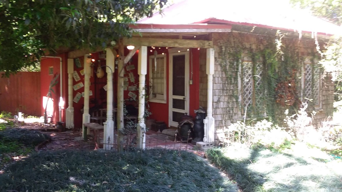 Monticello House | CARRIAGE HOUSE
