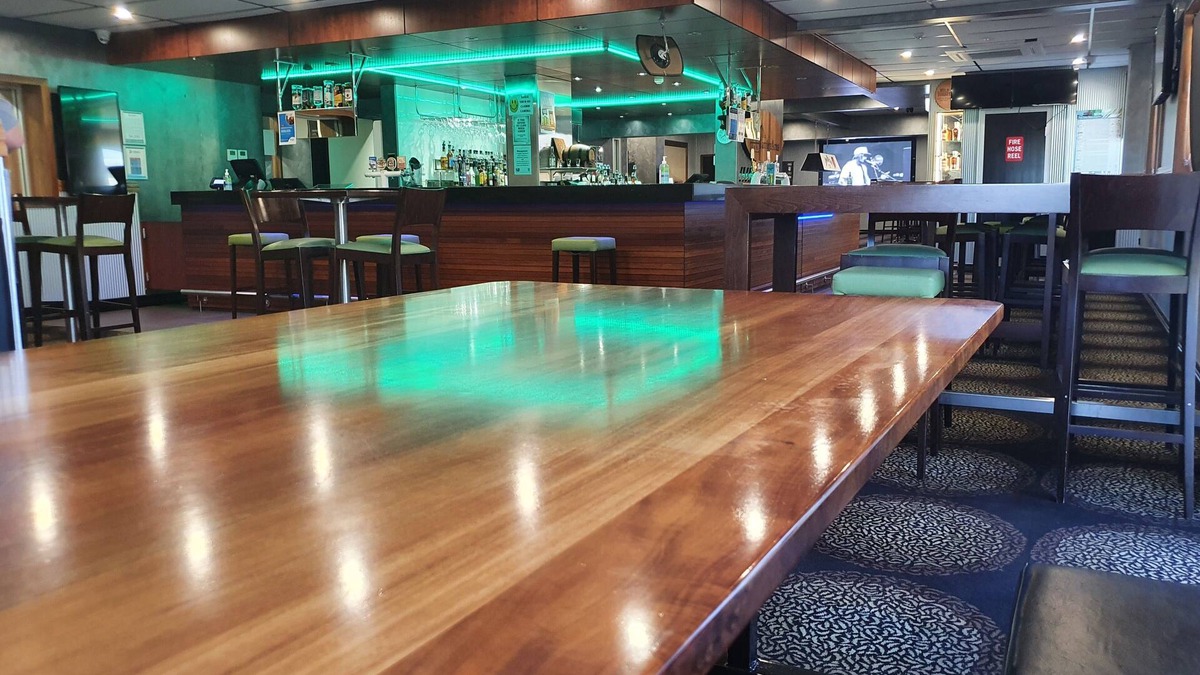 Maryborough Hotel | Carriers Arms Hotel