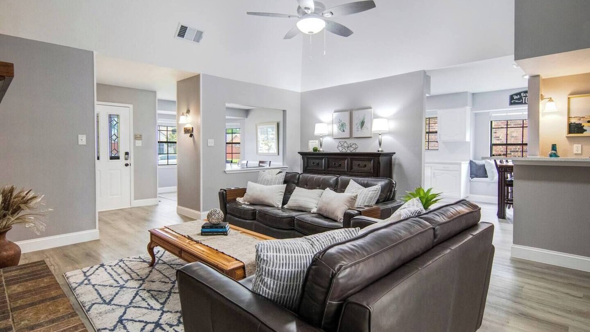 Northeast Carrollton House | Carrollton Retreat – Pet-Friendly, Sleeps 8!