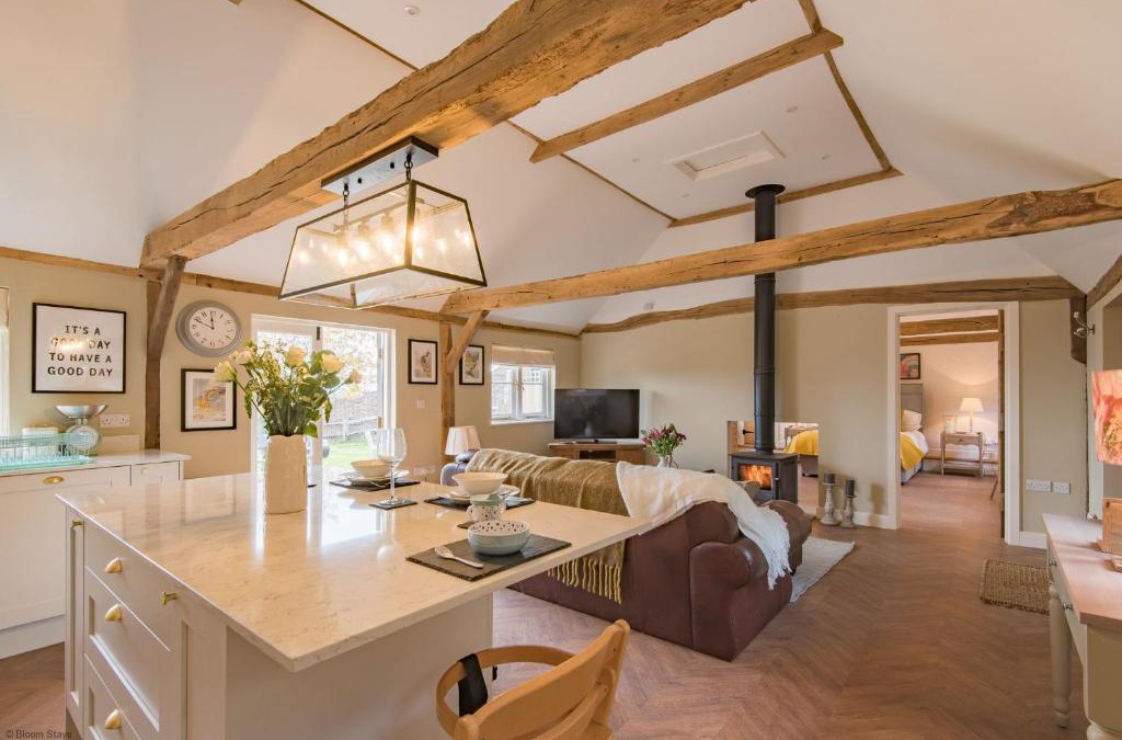 Blackham House | Cart Lodge by Bloom Stays