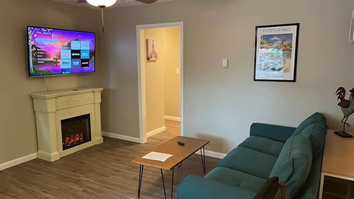 Norwood Apartment | Carter #6, Two Bedroom Apartment near Xavier