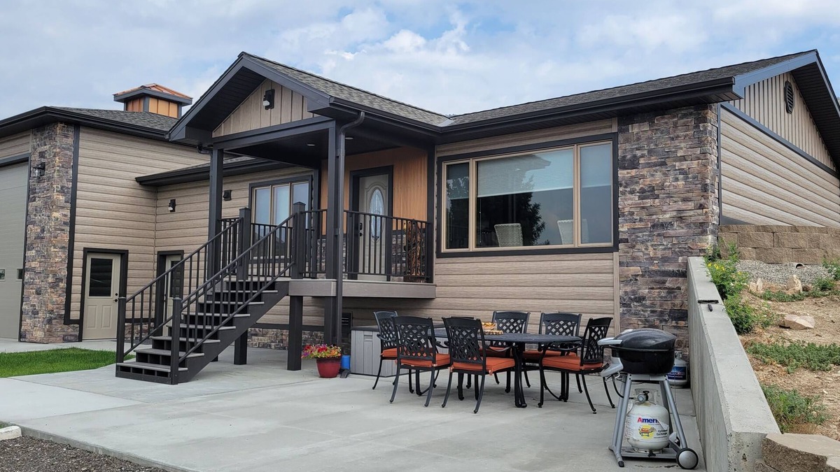 Cody House | Carter Vista Mountain Home near Yellowstone