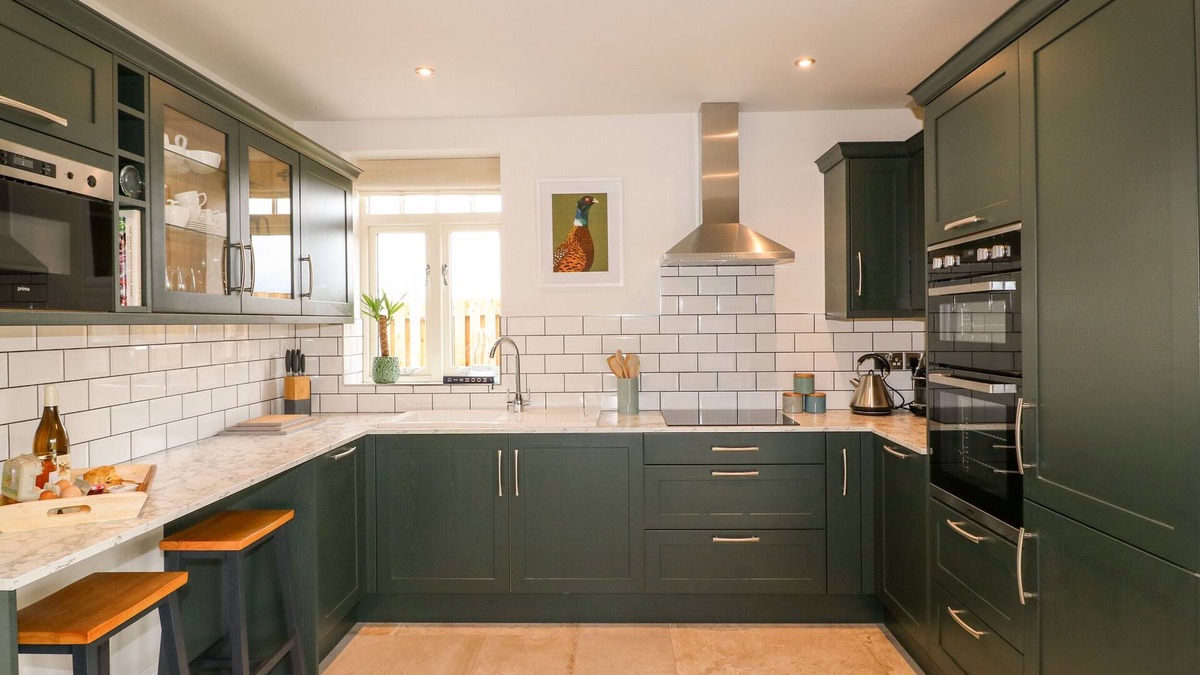 Kneesall Cottage | Carver's Rest