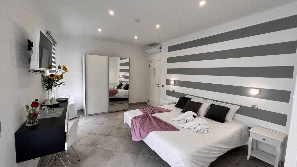Poco Partido Hotel | Carvoeiro B&B and S.P.A Suite 2