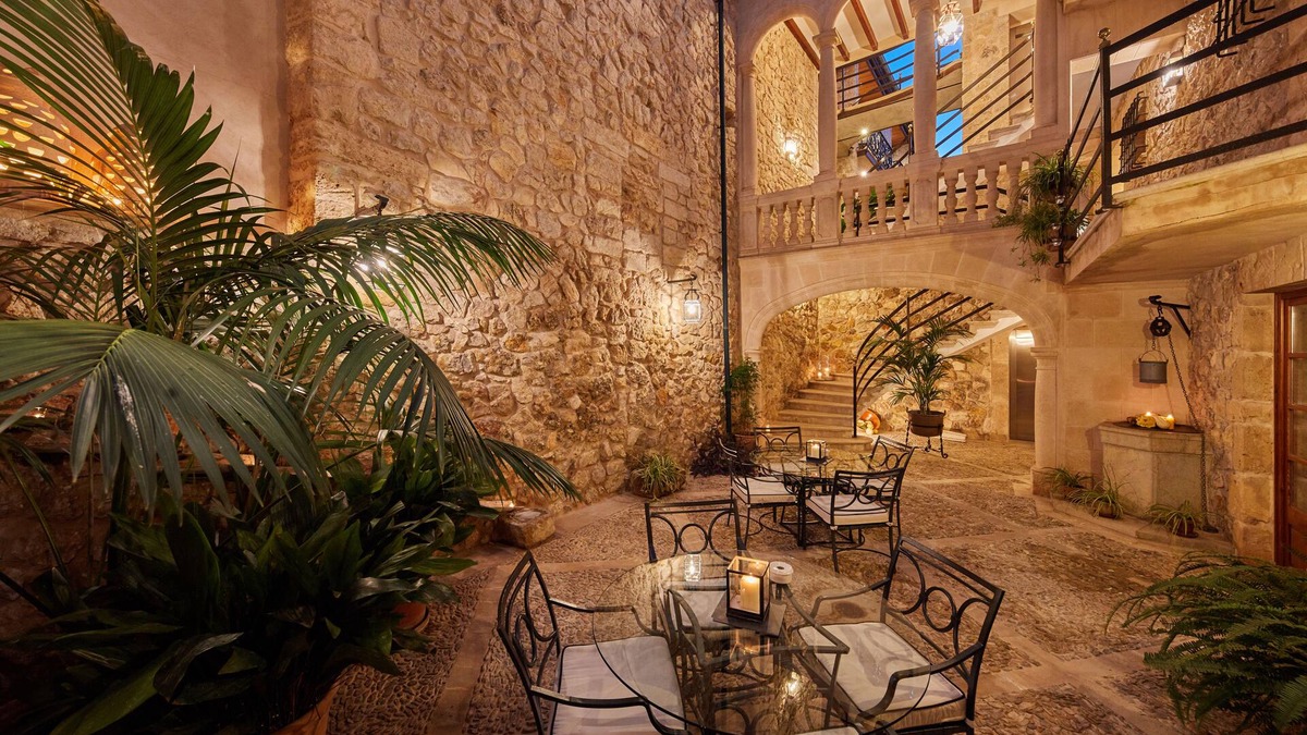 Lloseta Hotel | Cas Comte Suites & Spa - Adults Only