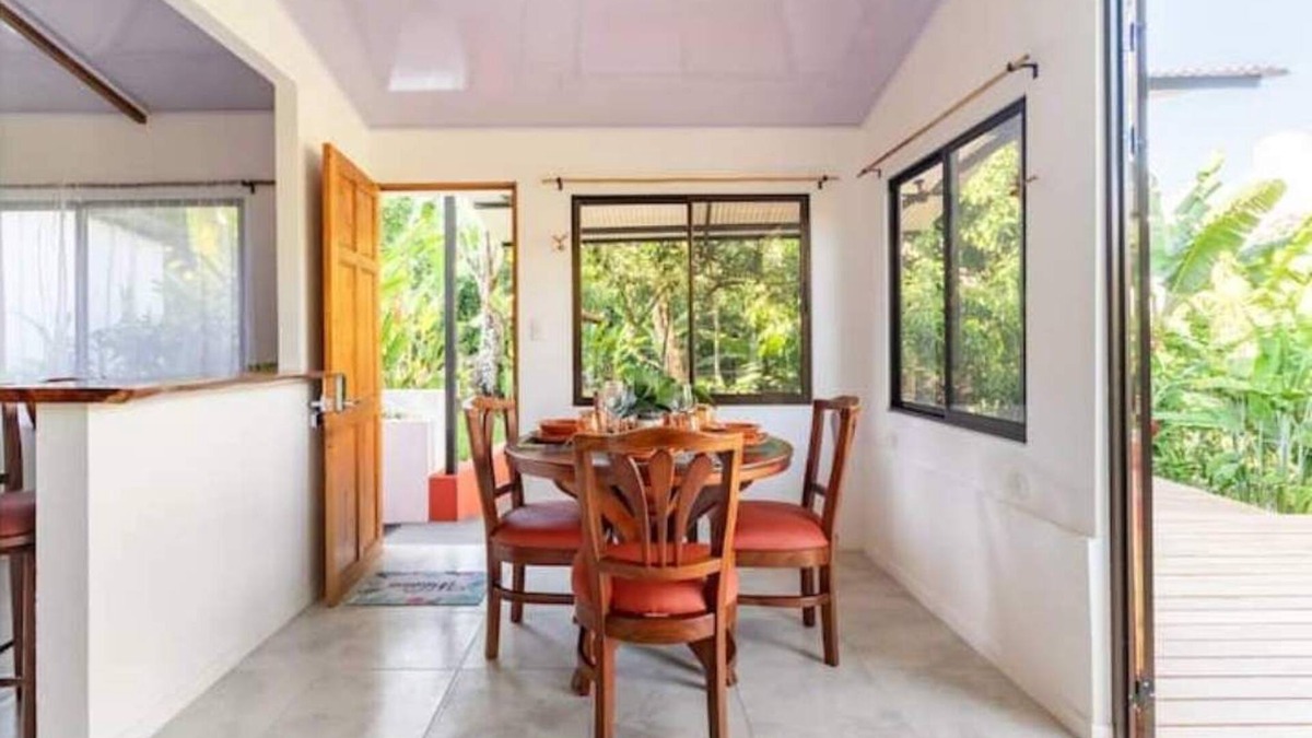 San Isidro de El General House | Casa Hummingbird Peace & Nature