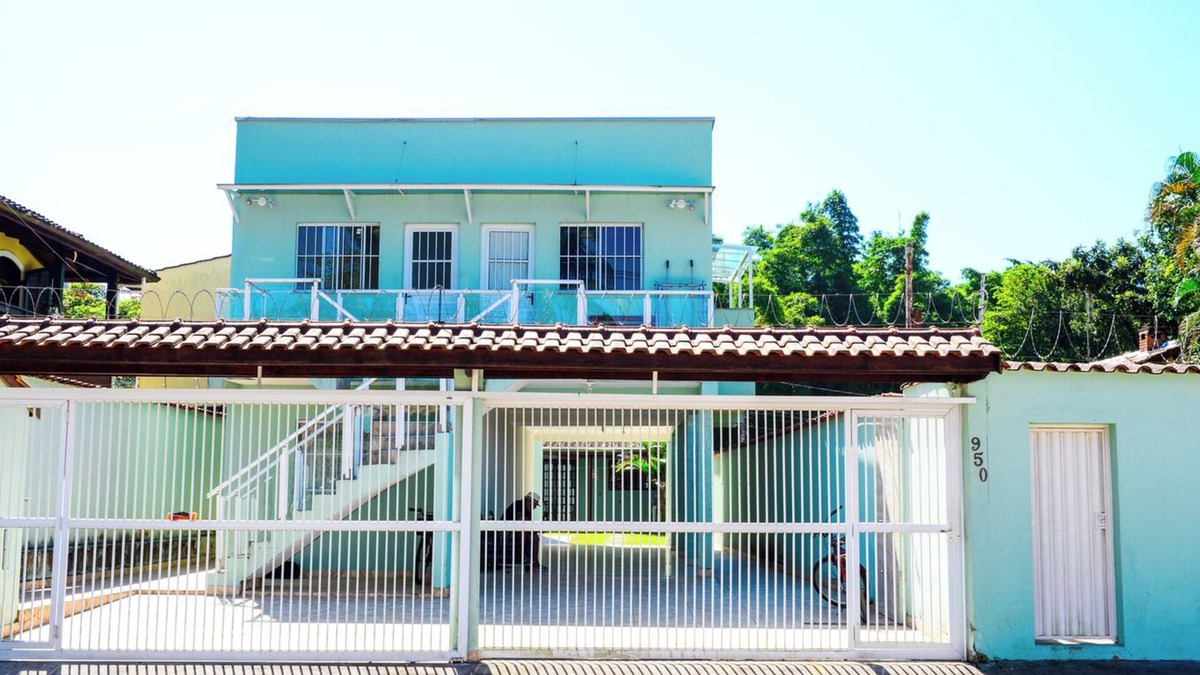 Ipiranga House | Casa a 950m da Praia Martim de Sá - Caraguatatuba