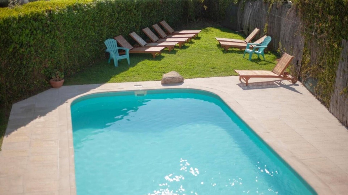 Molares Cottage | Casa Acolhedora Ideal Para Famílias com Piscina Privada Envolvida Pela Montanha!