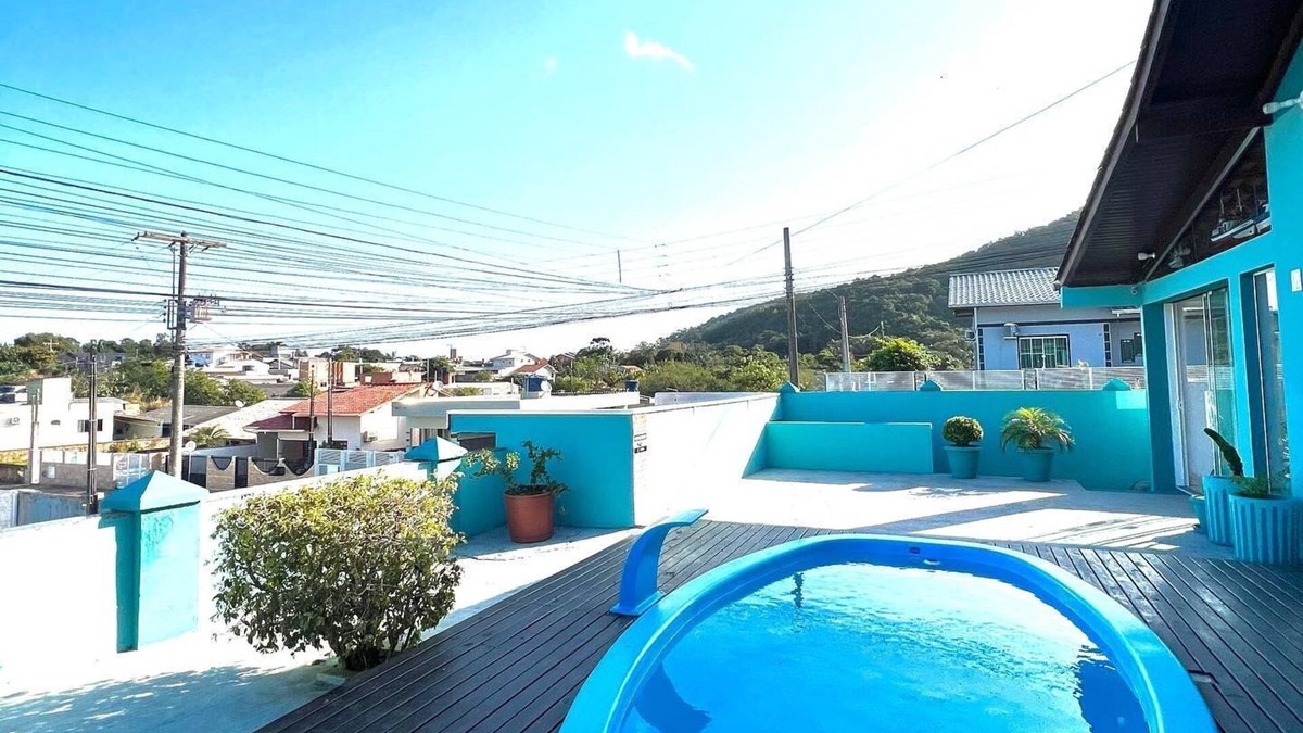 Zimbros House | Casa Aconchegante na Praia de Zimbros em Bombinhas .venha Curtir com a Família