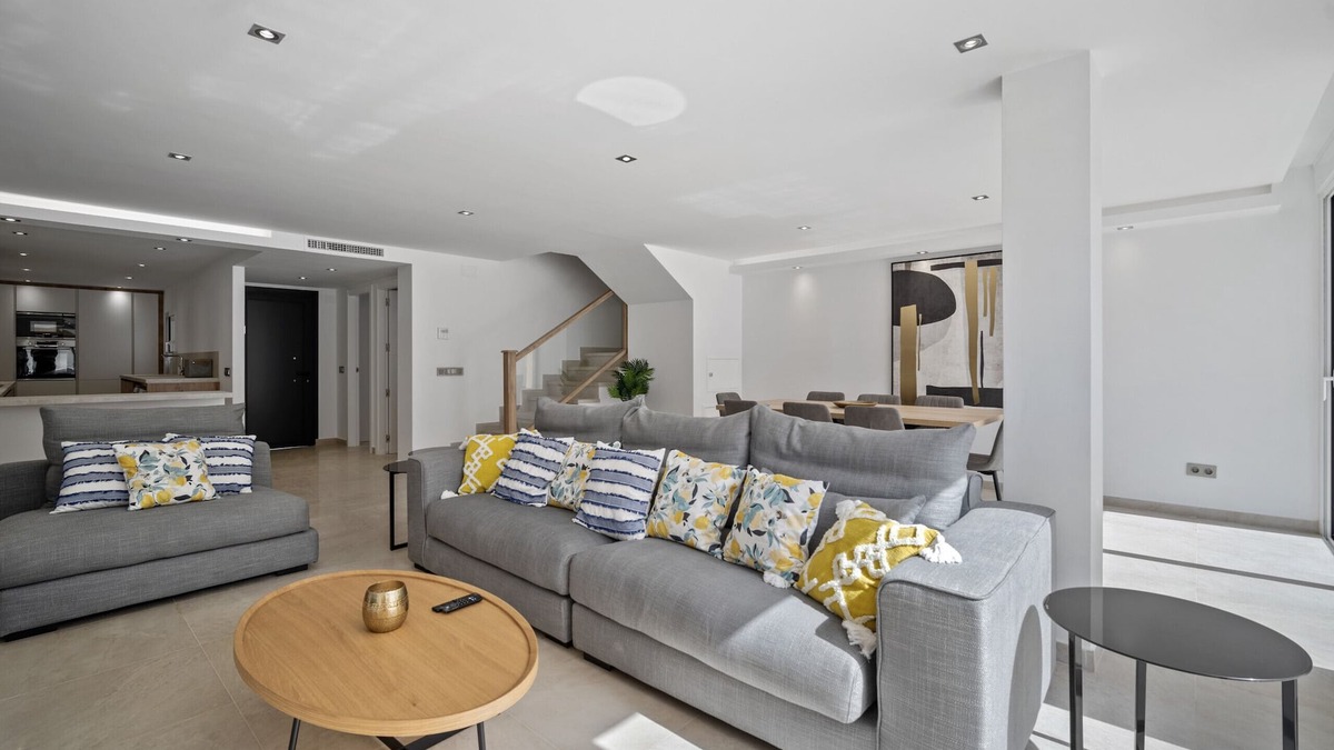 Golden Mile House | Casa Adriana
