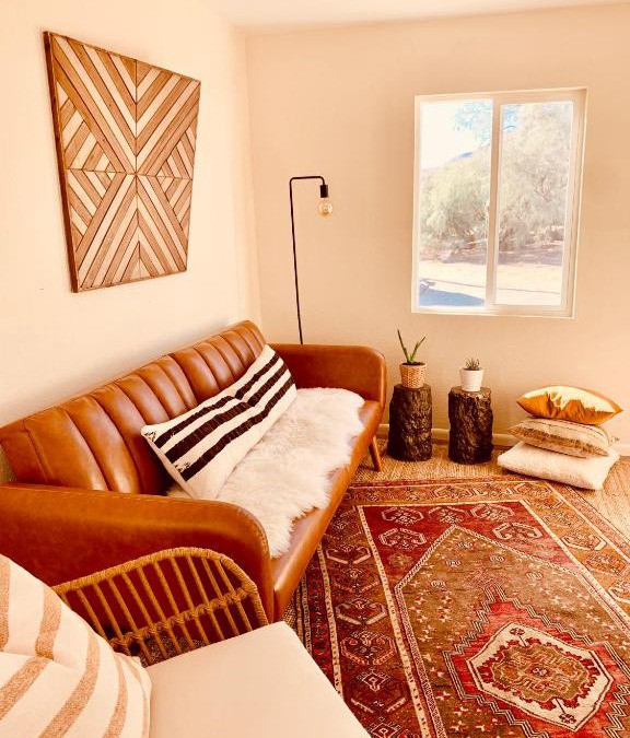 Joshua Tree House | Casa Agave: Comfy Joshua Tree Cottage With Free Breakfast Bar