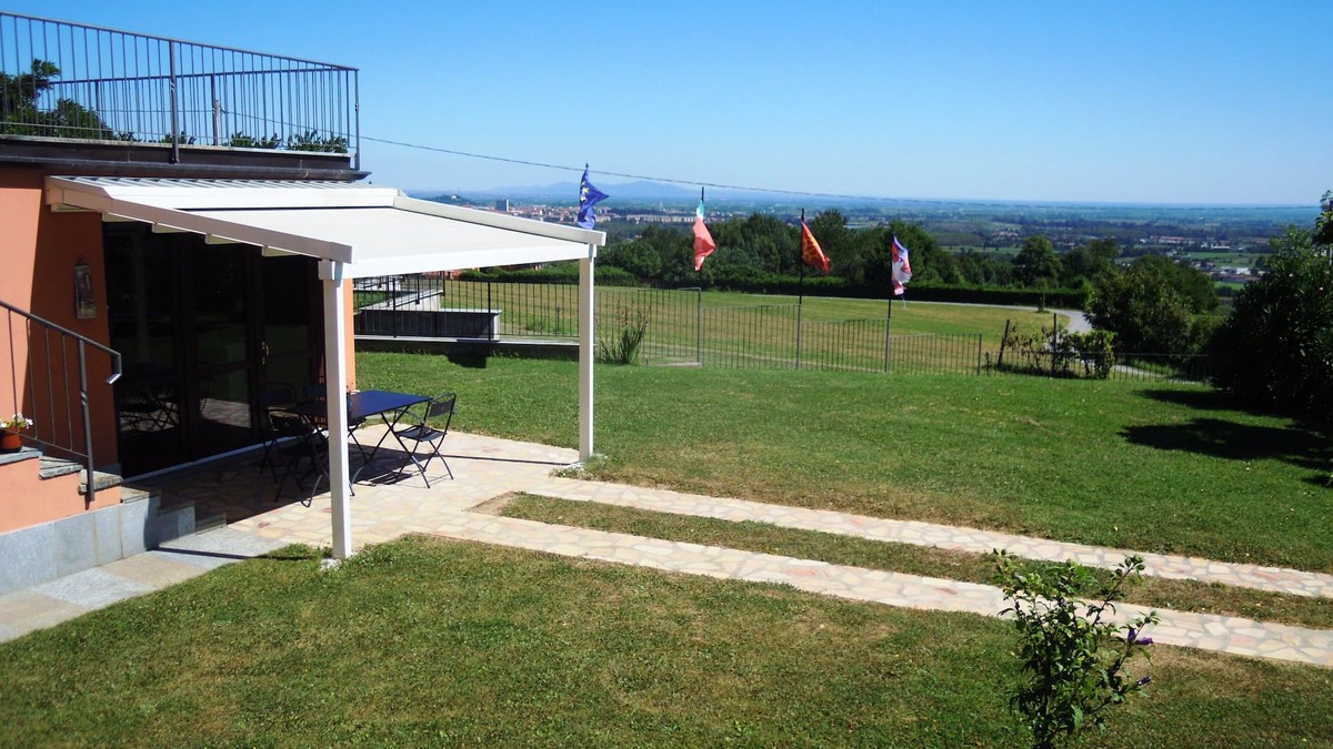 San Secondo di Pinerolo Villa | Casa Aiva, in the vineyards on the hills, Pinerolo