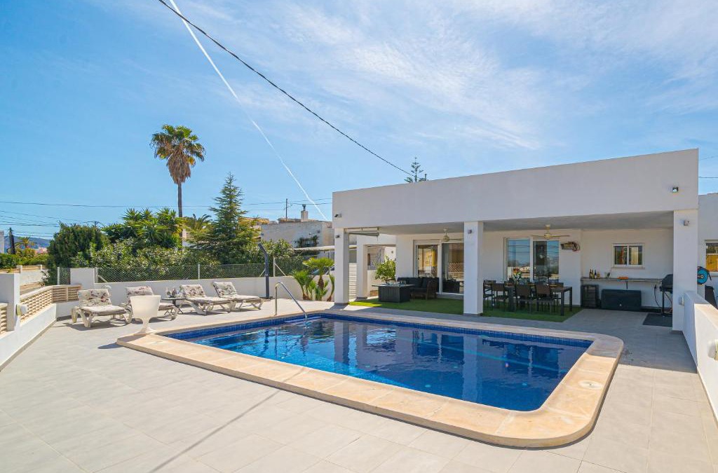 L'Alfas del Pi House | Casa Aigua Marina Spaniahome