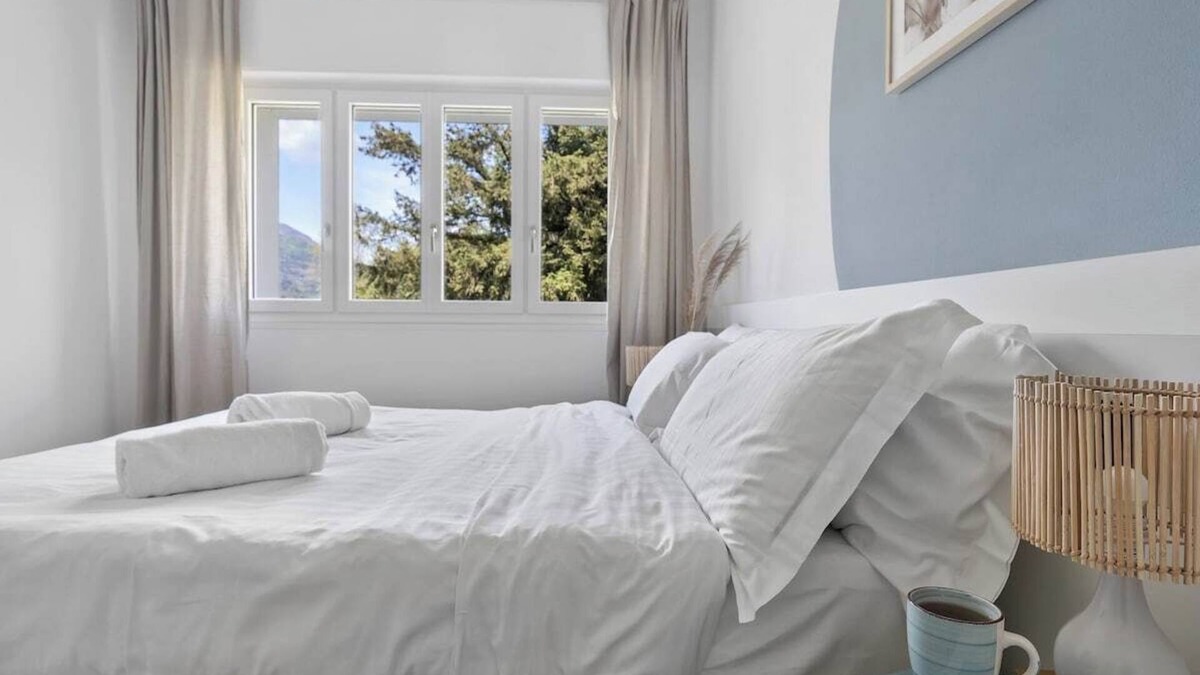 Calceranica al Lago Apartment | Casa al Lago di TSS' - Lakefront - Big Garden - Ideal for families and groups