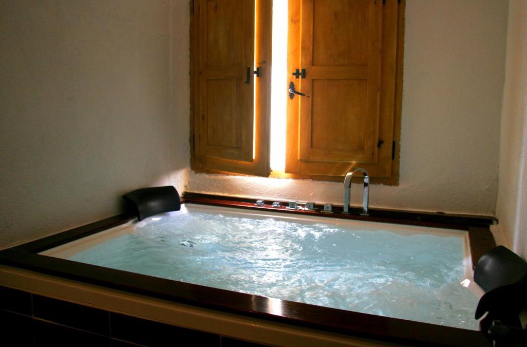 Chert House | Casa Alba