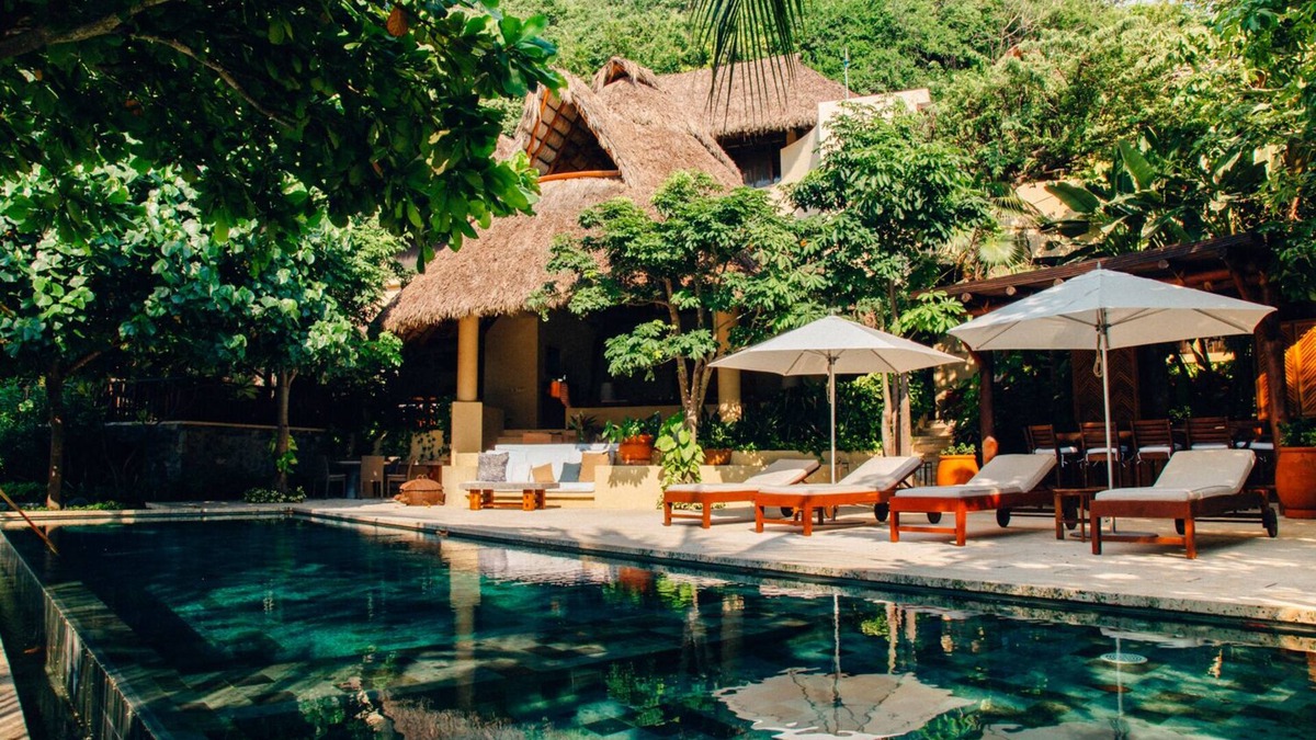 Aquila Villa | Casa Alima AP - Private Luxurious Beachfront Villa on Heavenly Mexican Beach