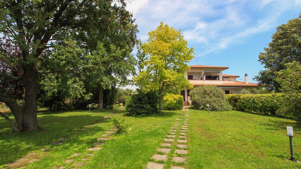 Santa Maria di Rispescia Ski Chalet | Casa Allegra