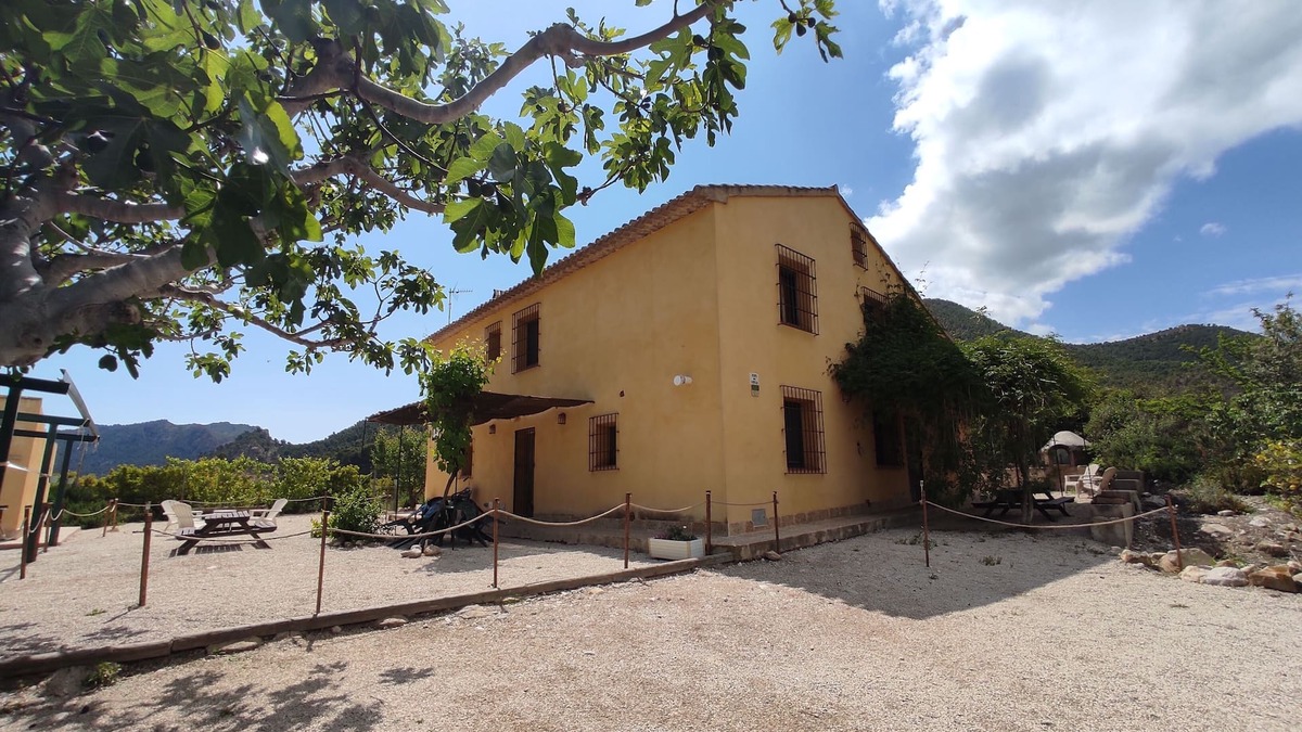 Blanca House | Casa Amarillas. Finca el Campillo