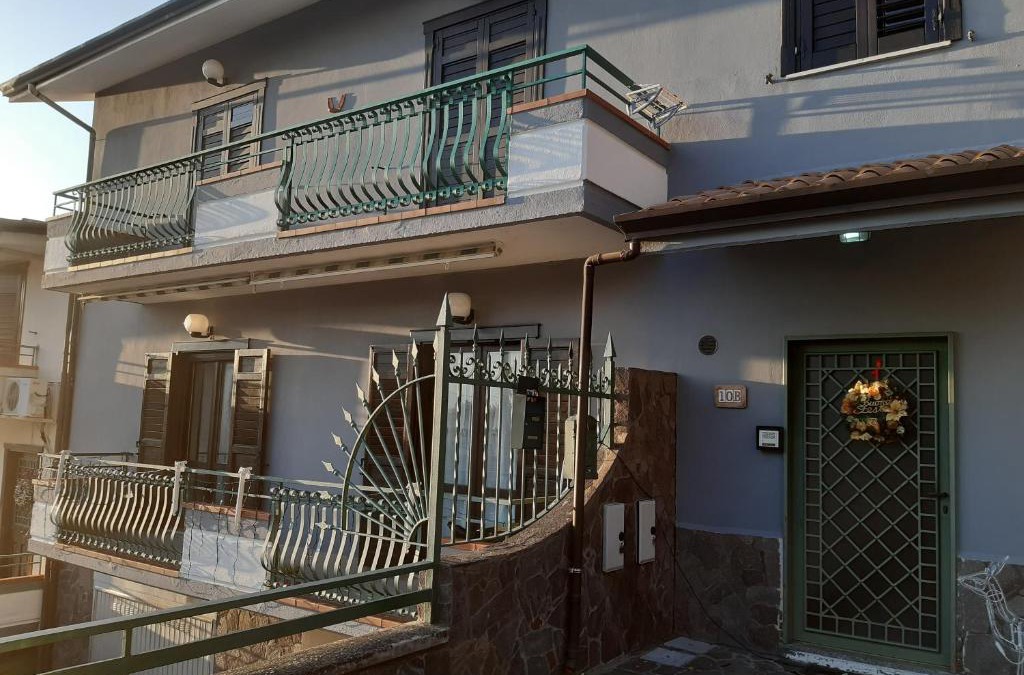 Santo Stefano del Sole Apartment | Casa Amoroso