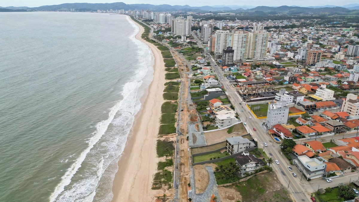 Itacolomi Apartment | Casa ampla a 500 metros da praia ZT7028