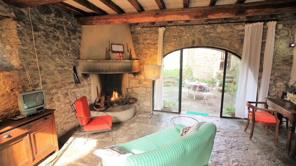 Rufina House | Casa Arco: Charming Cottage With Shared Pool And Valley Views near Florence
