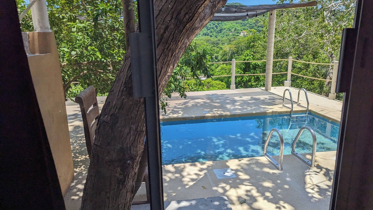 Ixtapa - Zihuatanejo Bed & Breakfast | Casa Arcoiris Zihuatanejo