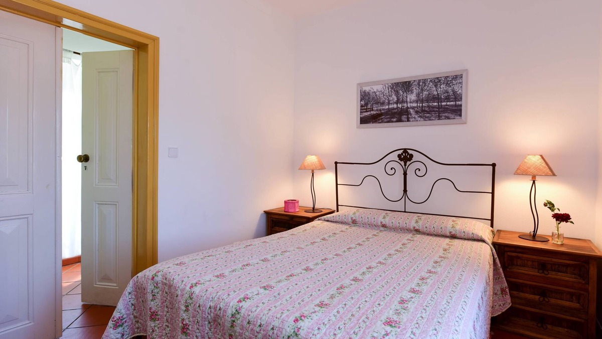 Beira Villa | CASA AVÓ GUIDA T2, country house