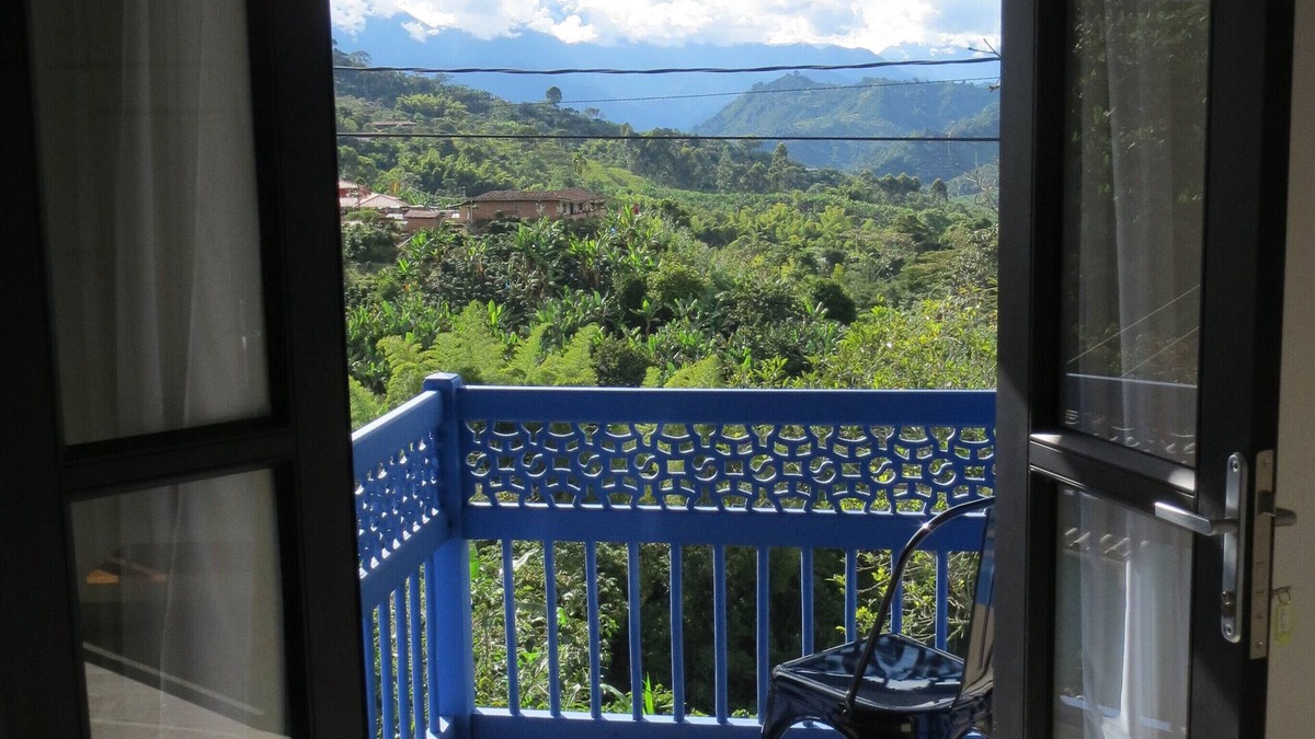 Jardin Bed & Breakfast | Casa Azul La Garrucha