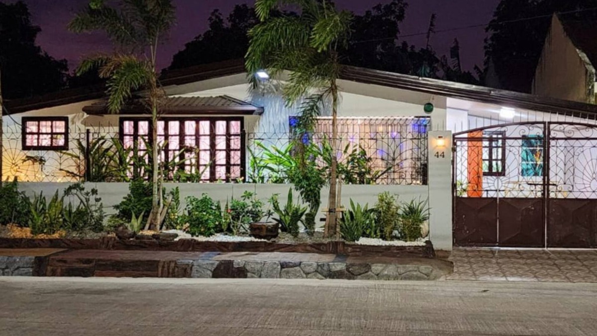 Taculing House | Casa Bella Bacolod. Escape to Comfort!