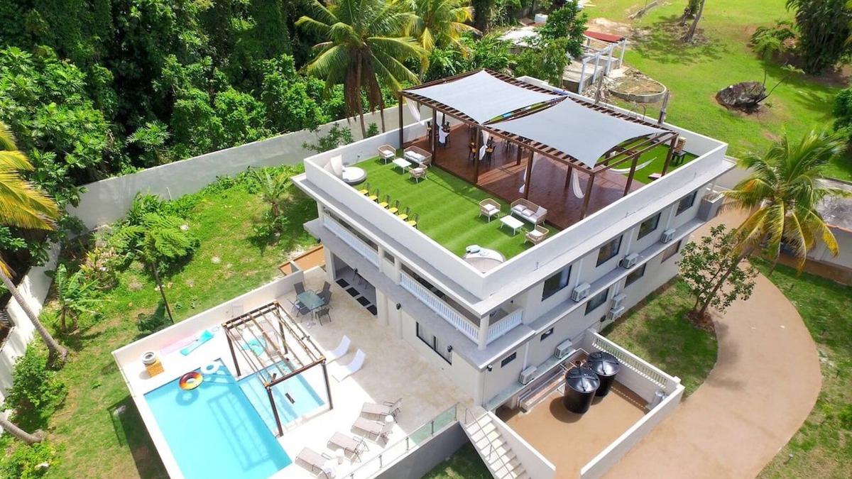 Zarzal House | Casa Bella - El Yunque Rainforest Mansion with Panoramic Views + Rooftop Lounge