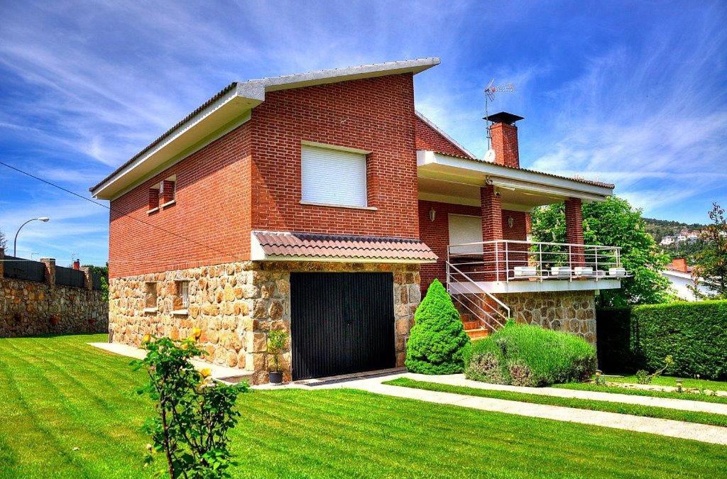 Becerril de la Sierra Villa | Casa Bellavista Becerril