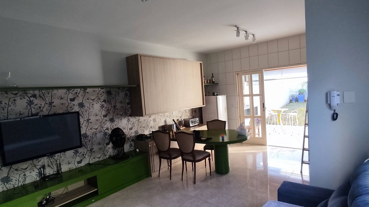 Tiete House | Casa bem Localizada e Segura Para Crianças. Vizinhança Silenciosa. Aceita Pets