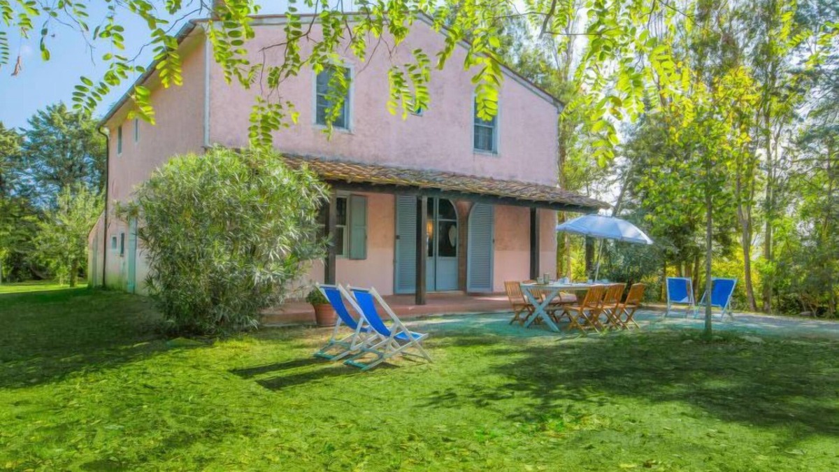 Lorenzana House | Casa Bianca by Interhome