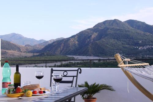 Rodi Milici Apartment | Casa Bianca Grande