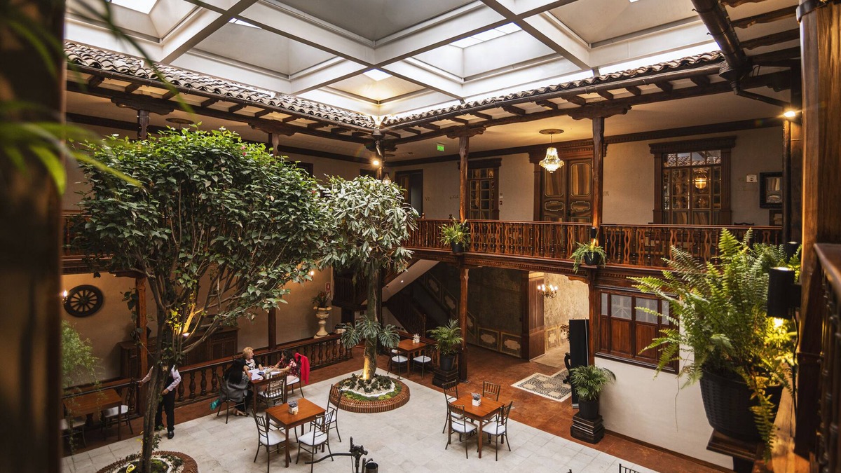 Loja Hotel | Casa Bolivar Hotel Museo