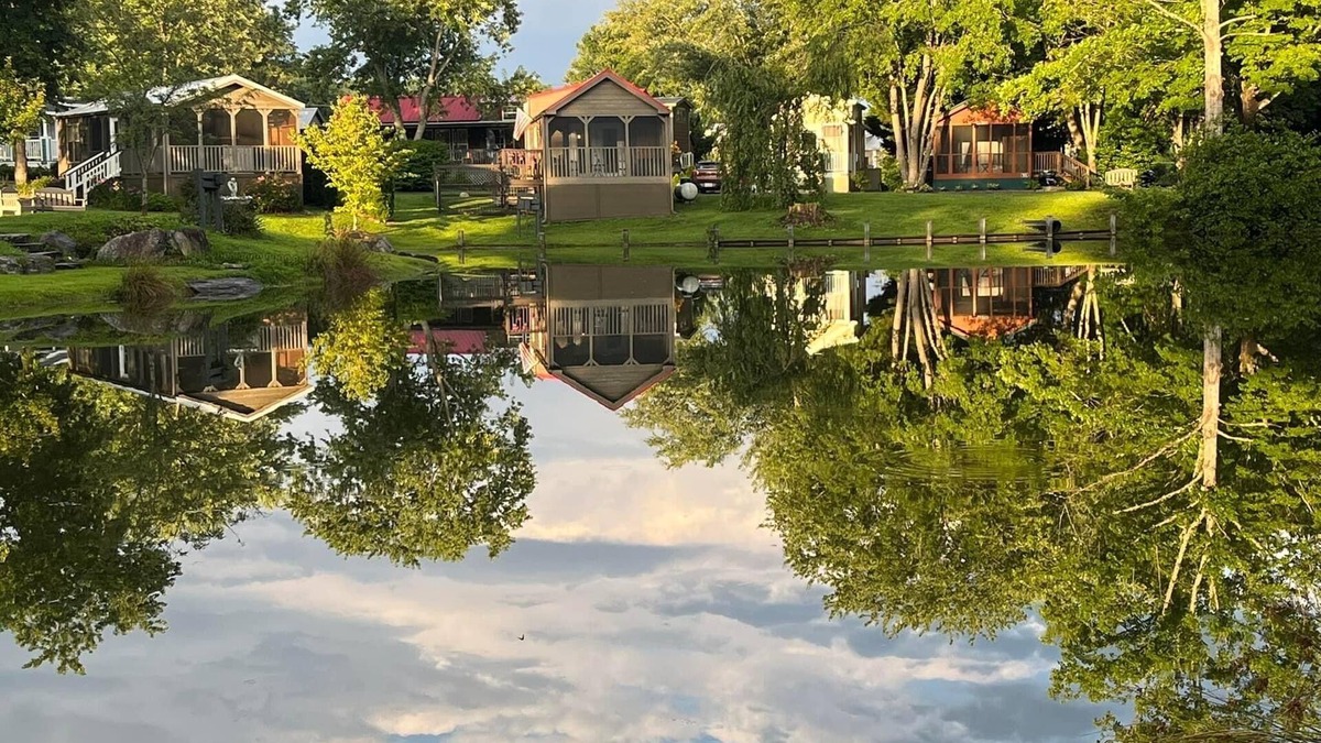 Upward Cabin | *CASA BONITA* Hiking, Biking, Wineries, Breweries