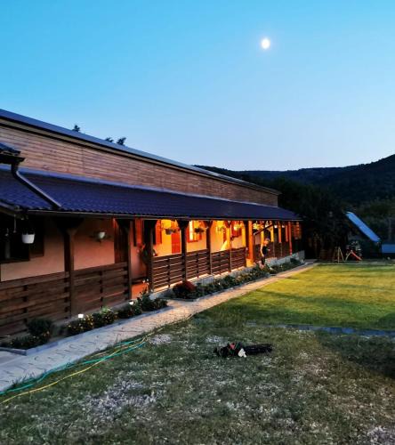 Sasca Montana House | Casa Borcean 2