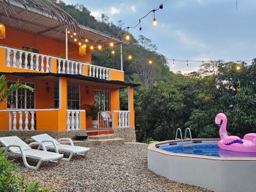 San Antonio del Tequendama House | Casa campestre cerca a Bogotá con piscina