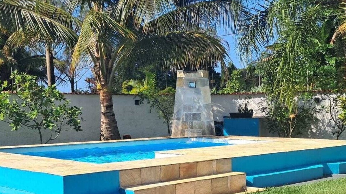 Raul Cury Ski Chalet | Casa c pisc, churrasq, pet friendly a 200m do mar