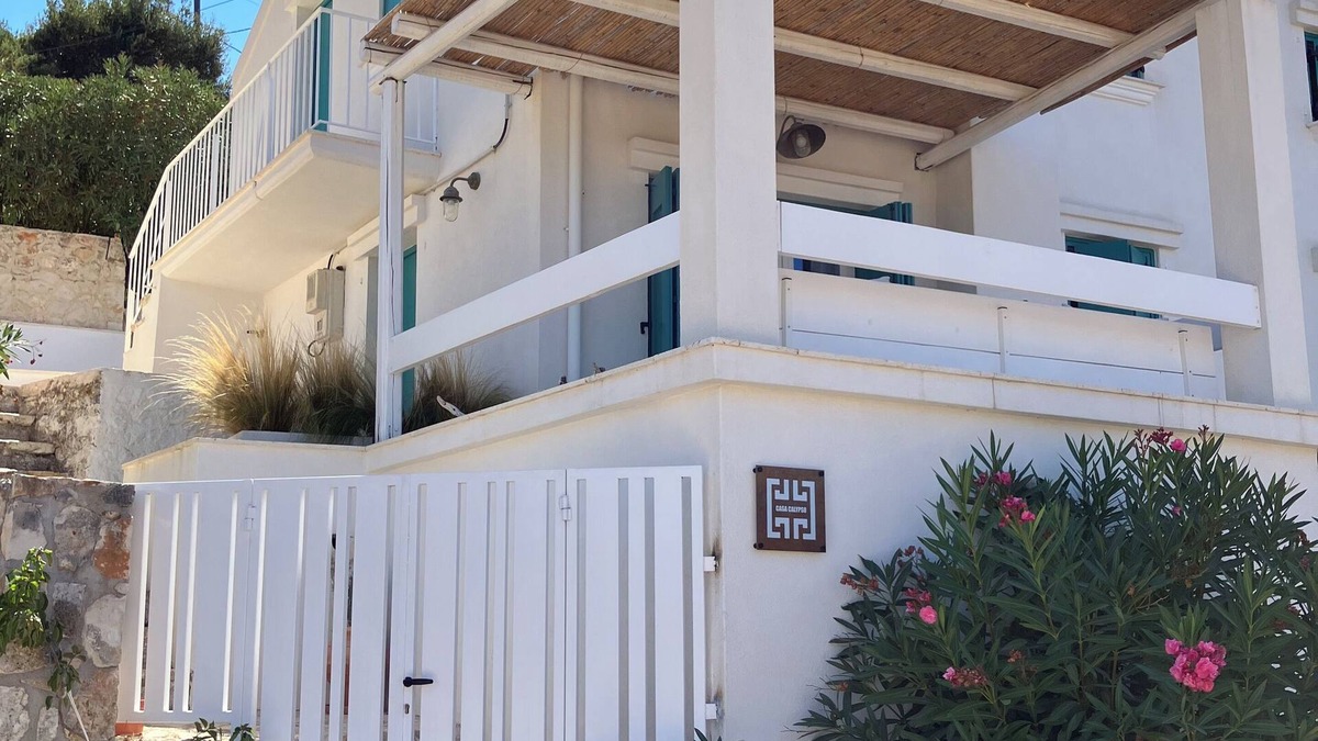 Fiskardo Villa | Casa Calipso, a Cosy and Elegant Traditional House 5 Minutes From Fiskardo