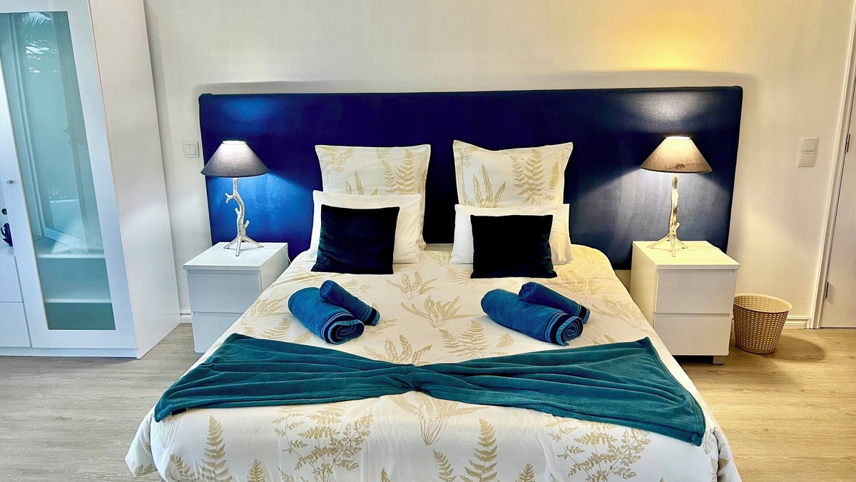Caloura Condo | Casa Caloura Ocean Deluxe Accommodation & SPA