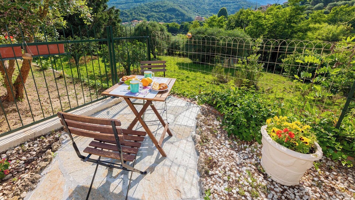 Calice Ligure Apartment | CASA CAMILLA:Villa among the hiking, climbing and MTB trails of Finale L. ⭐